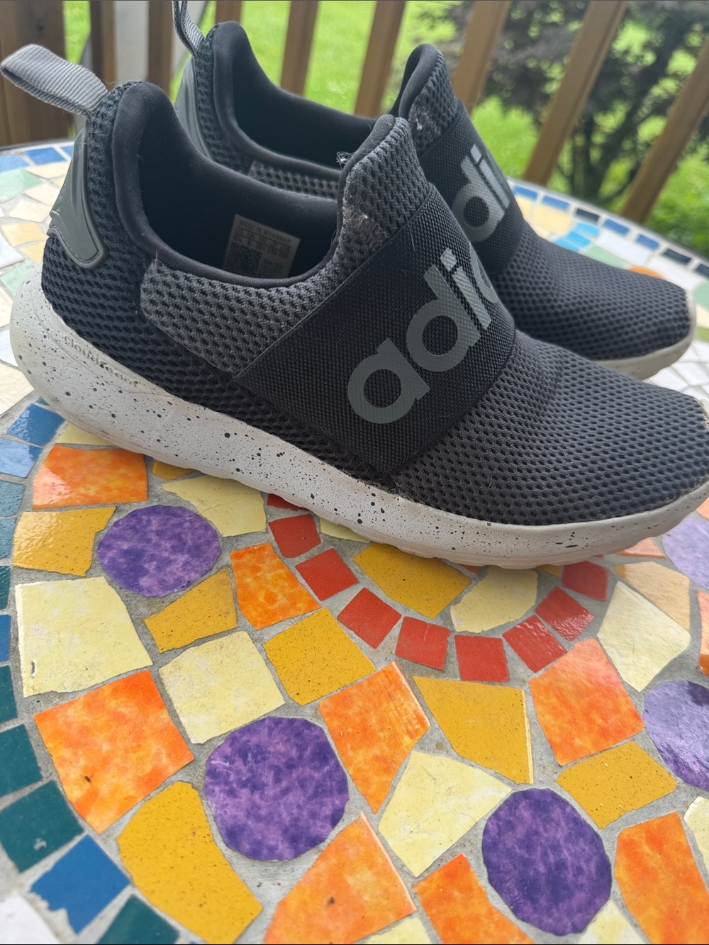 Adidas boys cloud foam slide on sneakers big boy’s size 6.5